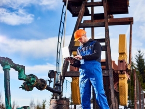 Conquer asset management in oil and gas Conquer asset management in oil and gas